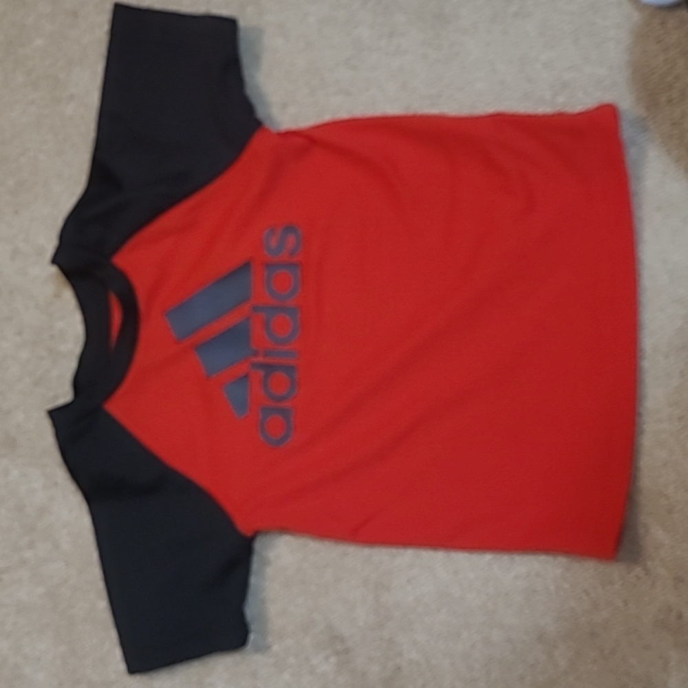 Adidas tshirt